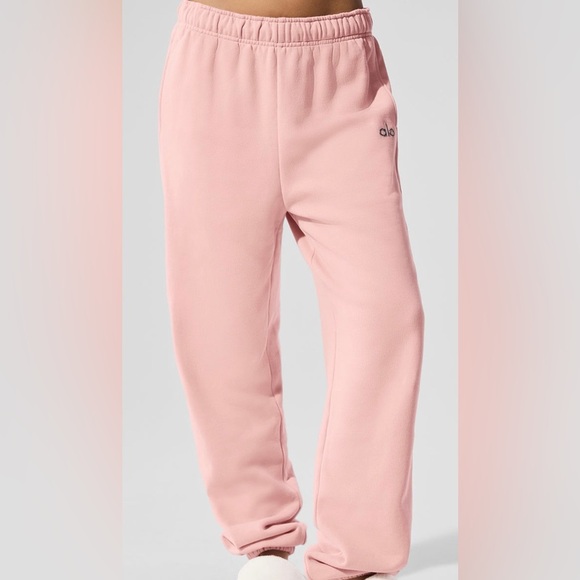 ALO Yoga Pants - NWT Alo Yoga Accolade Sweatpant - Pink Quartz M